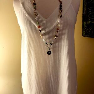 Ann Taylor white shell tank